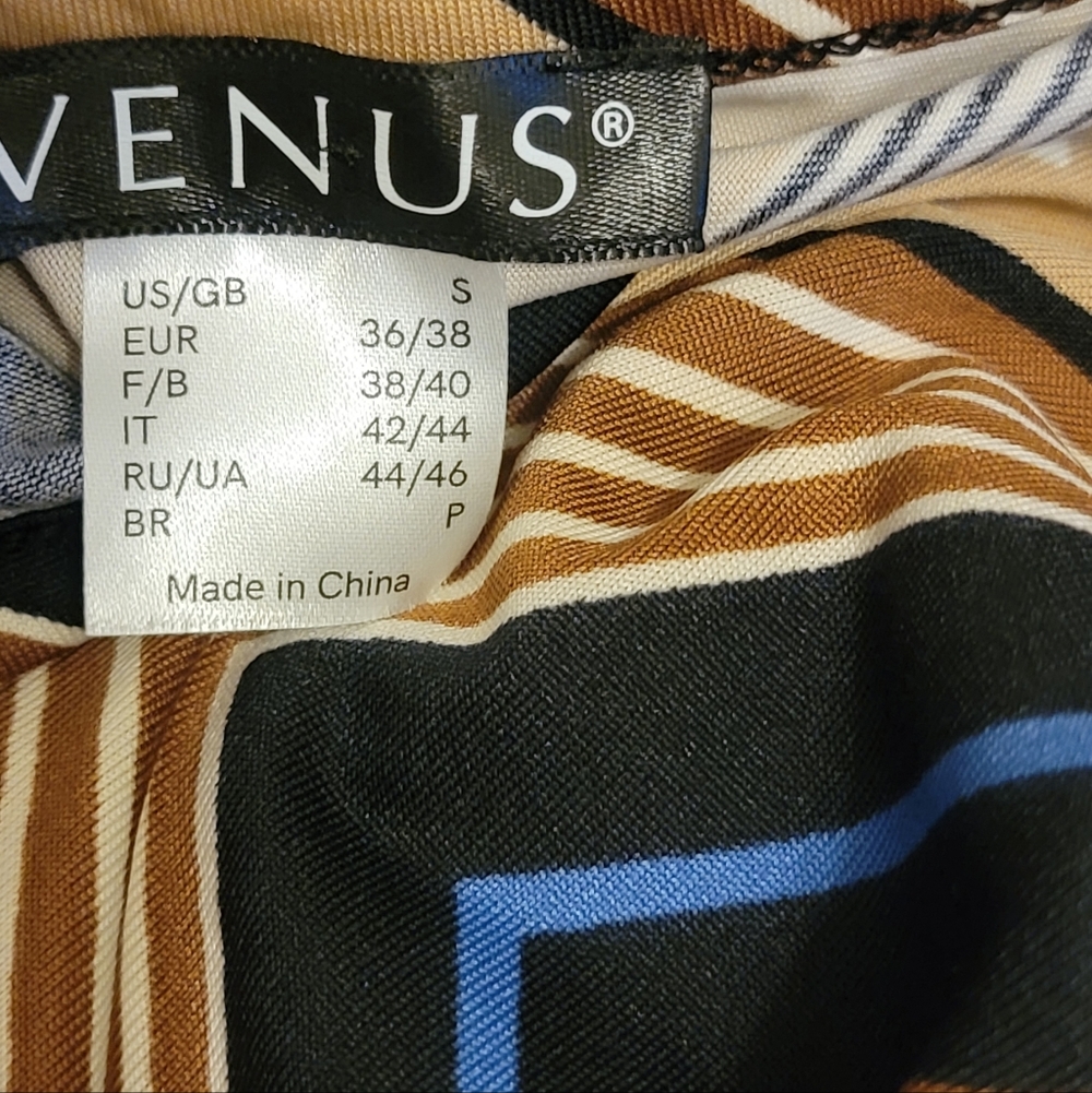 Venus Chevron Bodycon Belted Slit Maxi Dress - Picture 6 of 10